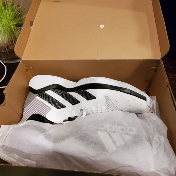 Adidas James Harden Stepback Size 19 - Picture 2 of 9